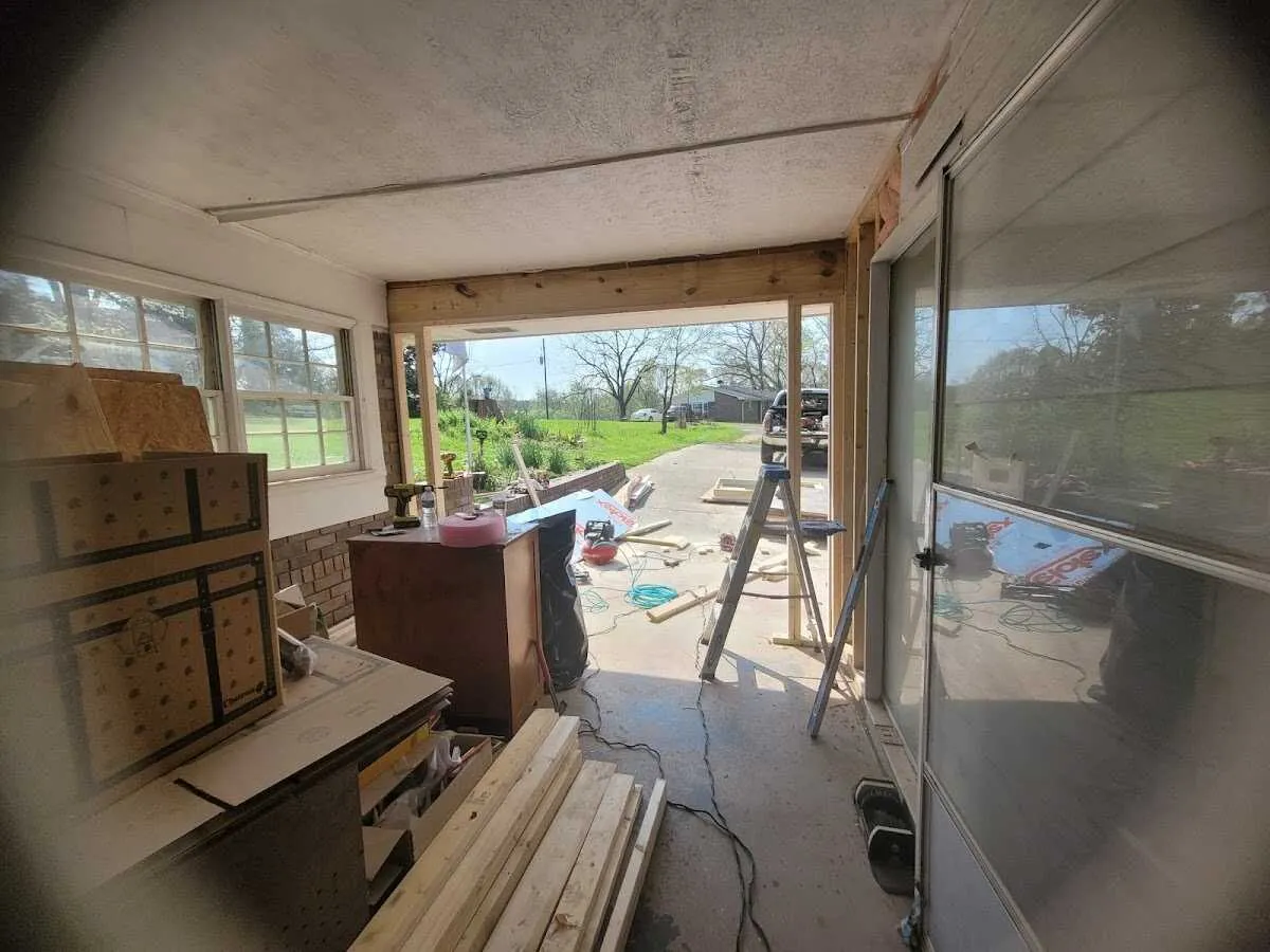 Air movers and dehumidifier for Water Mitigation Services in Aloha